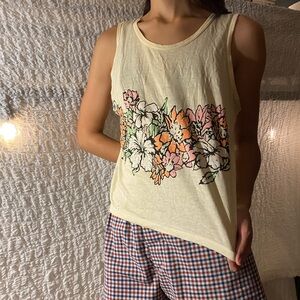 Hawaiian vintage tee